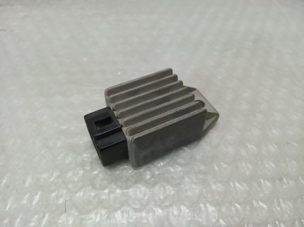 Honda VISION 250 RECTIFIER 85-