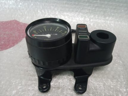 Suzuki RV 50 DASHBOARD/TACHOMETER 75’