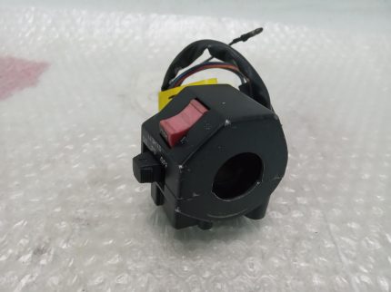 Yamaha TZR 250 HANDLEBAR RIGHT SWITCH 87’