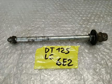 Yamaha DT 125 LC Front Wheel Axle
