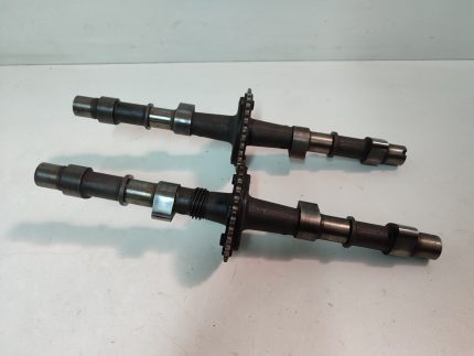 Kawasaki GPZ 550 UNI-TRACK Camshafts
