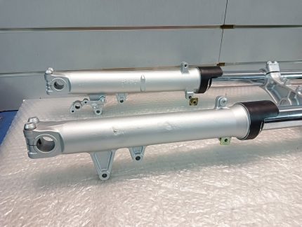 Honda CB 1300 super four sc54 Fork / Tubes / Yokes 03-