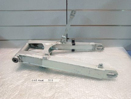 Kawasaki GPZ 600R Swing Arm / Rear Brake Caliper Link