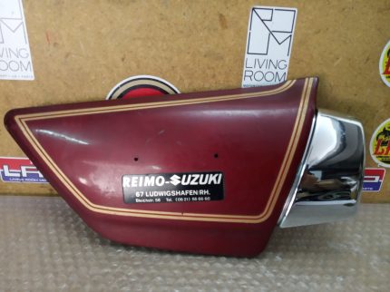 Suzuki Gs 550 RIGHT SIDE PANEL COVER 81-