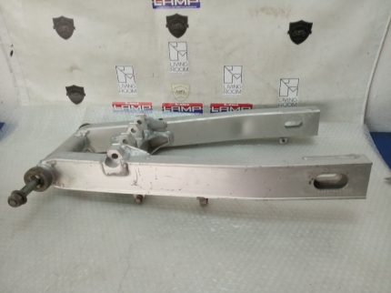 Yamaha FZ 750 SWINGARM 85-91