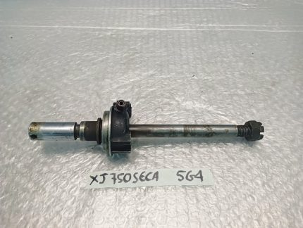 Yamaha XJ 750 seca Front Wheel Axle / Speedo Drive