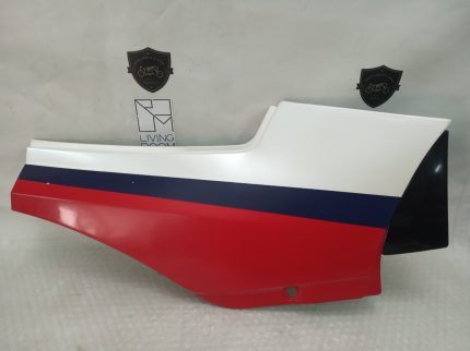 Kawasaki GPZ 900 R RIGHT FAIRING 84-