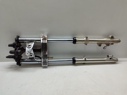 Suzuki GN 400 Forks / Triple Tree / Ignition Switch