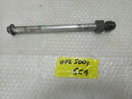 Kawasaki GPZ 500 S REAR AXLE