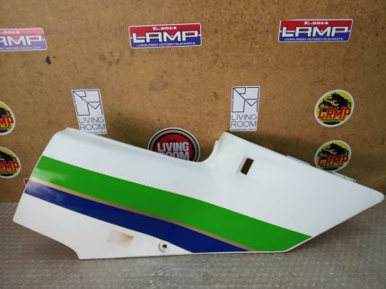 Kawasaki KR-1 RIGHT SIDE PANEL 88-90