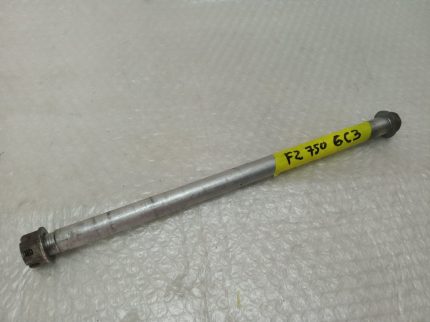 Yamaha FZ 750 REAR AXLE 85-91