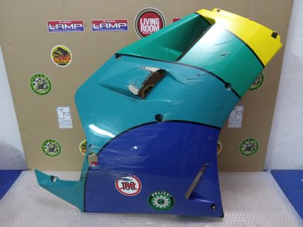 Yamaha FZR 1000 RIGHT FAIRING 88