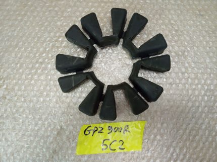 Kawasaki GPZ 900 R CUSH DRIVE RUBBERS 84-