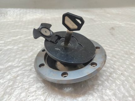 KAWASAKI ZX-7R- FUEL CAP/ KEY