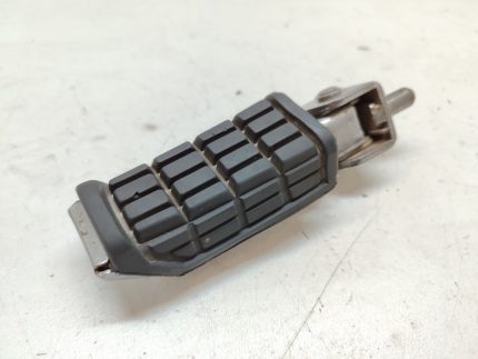 HONDA CBR 600 F2- FOOTREST FRONT RIGHT