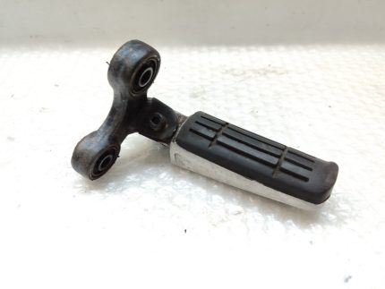 YAMAHA GTS 1000- FOOTREST REAR RIGHT