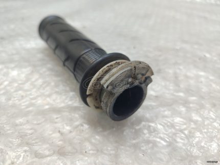 SUZUKI BANDIT 400 THROTTLE GRIP